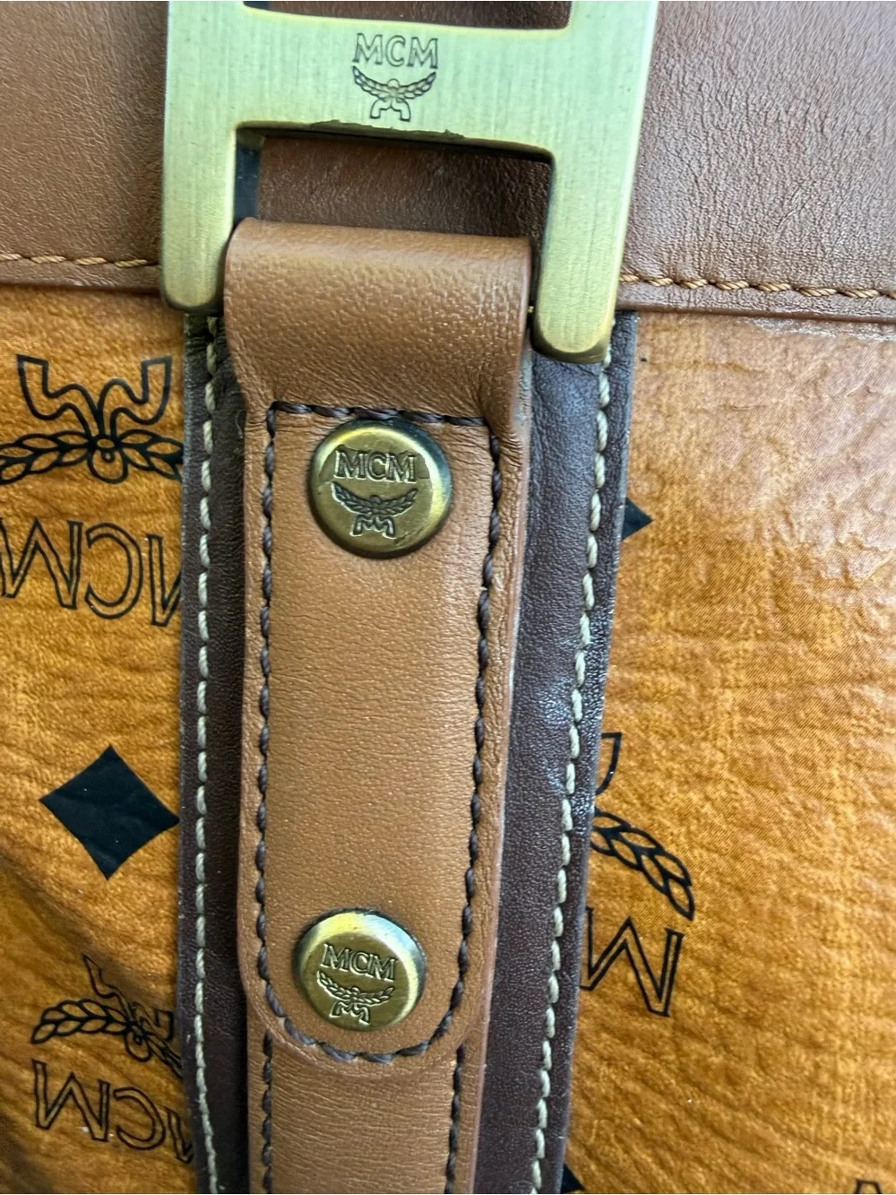 VINTAGE y2k monogram MCM COGNAC VISETOS with gold charm top handle Shoulder bag